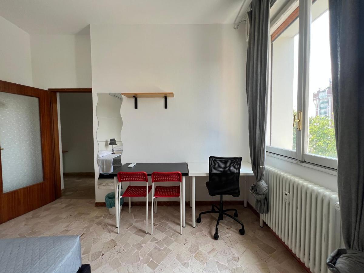 Bologna Fiera Guest House Extérieur photo